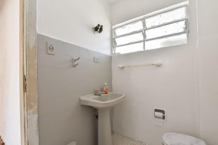 Apartamento à venda com 66m², 3 quartos e sem vaga Apartamento à venda com 66m², 3 quartos e sem vagaBanheiro