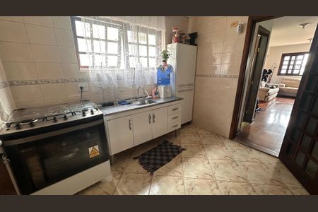 Casa à venda com 5 quartos, 140m² em Jardim Monte Azul, São Paulo