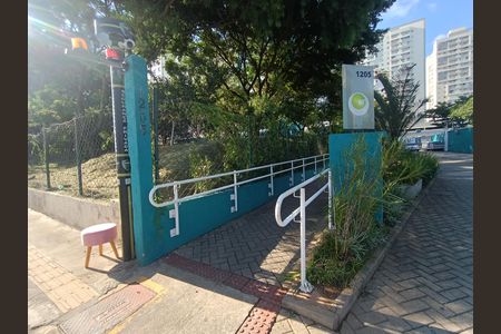 Apartamento à venda com 35m², 1 quarto e sem vaga Apartamento à venda com 35m², 1 quarto e sem vagaFachada e entrada do prédio