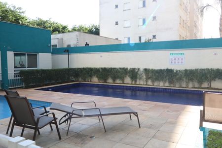 Apartamento à venda com 35m², 1 quarto e sem vagaÁrea comum - Piscina