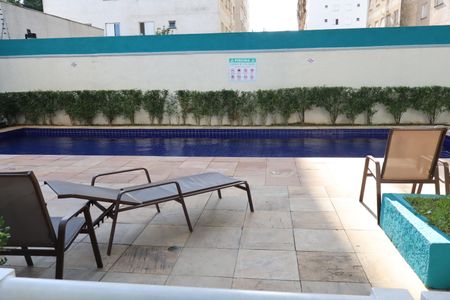 Apartamento à venda com 35m², 1 quarto e sem vagaÁrea comum - Piscina