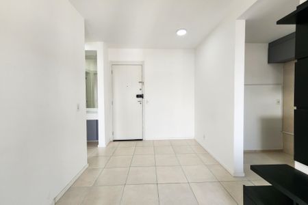Sala  de apartamento para alugar com 1 quarto, 34m² em Riachuelo, Rio de Janeiro