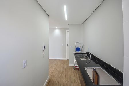 Apartamento à venda com 48m², 2 quartos e 1 vaga Apartamento à venda com 48m², 2 quartos e 1 vagaCozinha e Área de Serviço