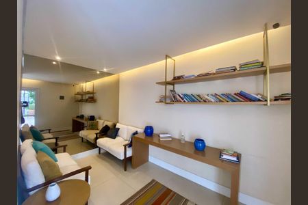 Apartamento para alugar com 37m², 1 quarto e 1 vagaÁrea comum