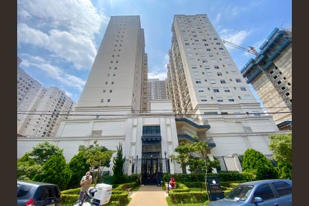 Apartamento para alugar com 37m², 1 quarto e 1 vagaFachada