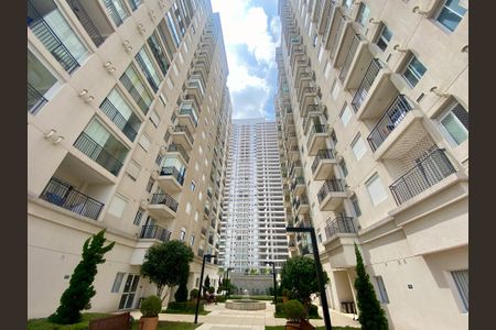 Apartamento para alugar com 37m², 1 quarto e 1 vagaFachada