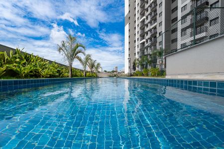 Apartamento para alugar com 38m², 2 quartos e sem vaga Apartamento para alugar com 38m², 2 quartos e sem vagaÁrea comum - Piscina