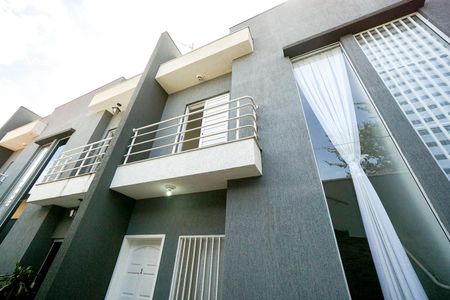 Casa de condomínio à venda com 65m², 3 quartos e 1 vagaFachada interna