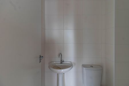 Apartamento à venda com 38m², 2 quartos e sem vaga Apartamento à venda com 38m², 2 quartos e sem vagaBanheiro