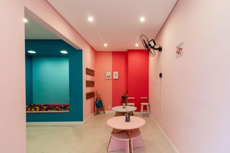 Apartamento à venda com 38m², 2 quartos e sem vaga Apartamento à venda com 38m², 2 quartos e sem vagaÁrea comum