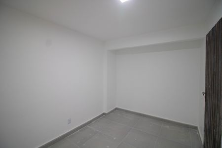 QUARTO 3 de casa à venda com 3 quartos, 400m² em Chora Menino, São Paulo