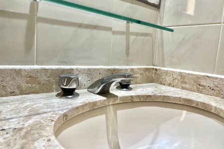 Apartamento à venda com 83m², 3 quartos e 2 vagasBanheiro Corredor