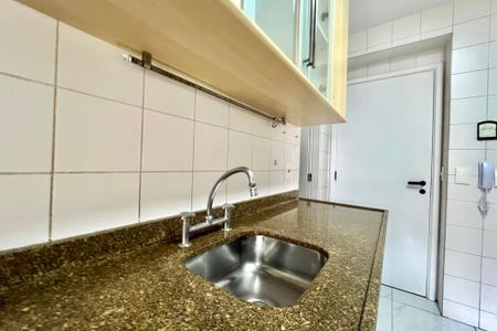 Apartamento à venda com 83m², 3 quartos e 2 vagasCozinha