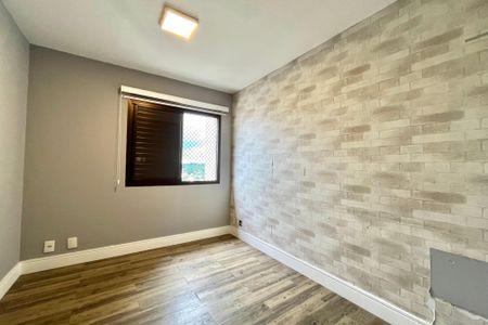 Apartamento à venda com 83m², 3 quartos e 2 vagasQuarto 3
