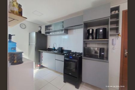 Cozinha de apartamento para alugar com 2 quartos, 55m² em Parque Novo Oratório, Santo André