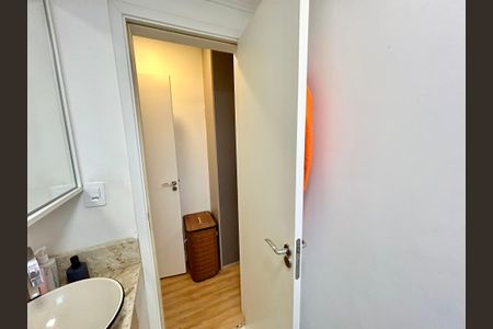 Apartamento para alugar com 58m², 2 quartos e 2 vagasBanheiro da Suíte