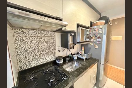 Apartamento para alugar com 58m², 2 quartos e 2 vagasCozinha