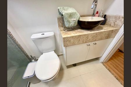 Apartamento para alugar com 58m², 2 quartos e 2 vagasBanheiro da Suíte