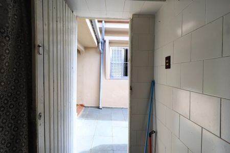 Casa à venda com 274m², 2 quartos e 1 vagaBanheiro de serviço