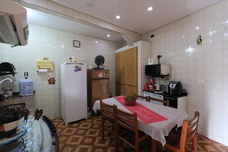 Casa à venda com 274m², 2 quartos e 1 vagaCozinha