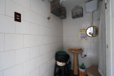 Casa à venda com 274m², 2 quartos e 1 vagaBanheiro de serviço