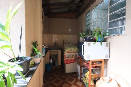 Casa à venda com 274m², 2 quartos e 1 vagaÁrea de Serviço