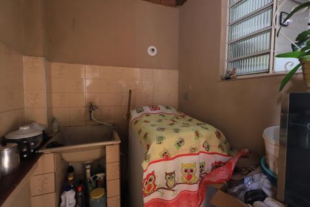 Casa à venda com 274m², 2 quartos e 1 vagaÁrea de Serviço