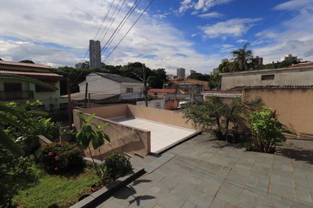 Casa à venda com 274m², 2 quartos e 1 vagaQuintal