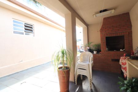 Casa à venda com 274m², 2 quartos e 1 vagaÁrea comum - Churrasqueira