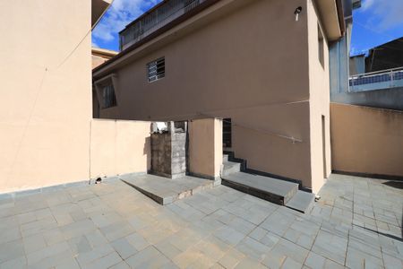 Casa à venda com 274m², 2 quartos e 1 vagaQuintal