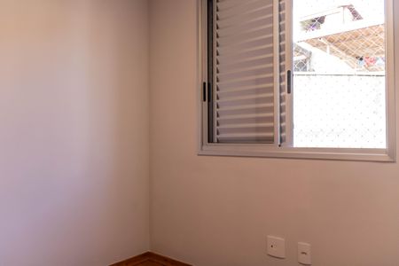 Apartamento à venda com 65m², 3 quartos e 2 vagasQuarto 2