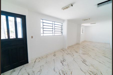 Casa à venda com 286m², 3 quartos e 5 vagasSalão