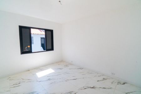 Casa à venda com 286m², 3 quartos e 5 vagasQuarto 2