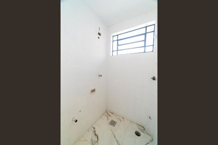 Casa à venda com 286m², 3 quartos e 5 vagasBanheiro de serviço