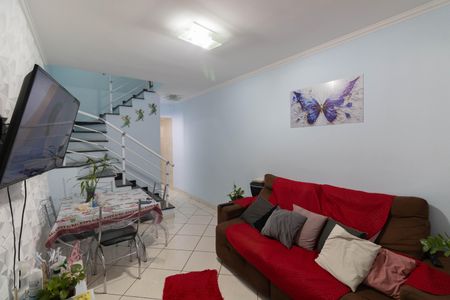 Casa de condomínio à venda com 70m², 2 quartos e 1 vagaSala