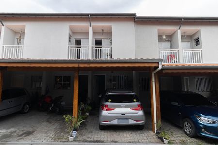 Casa de condomínio à venda com 70m², 2 quartos e 1 vagaGaragem