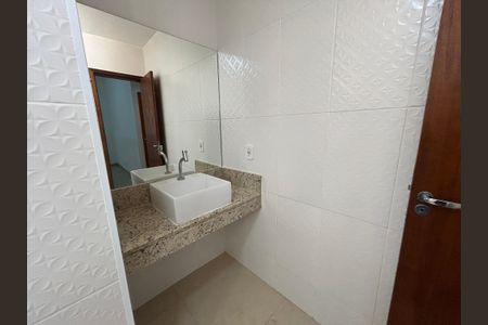 Casa para alugar com 200m², 3 quartos e 2 vagasBanheiro da Suíte