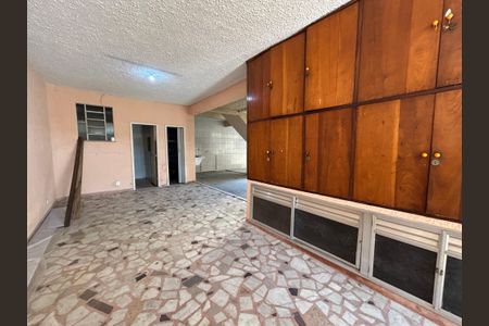 Casa para alugar com 200m², 3 quartos e 2 vagasÁrea comum