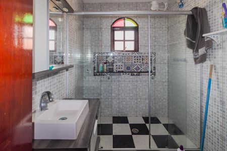 Casa à venda com 155m², 4 quartos e 2 vagasBanheiro 3