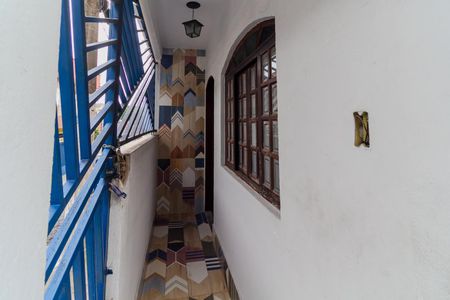 Casa à venda com 155m², 4 quartos e 2 vagasEntrada