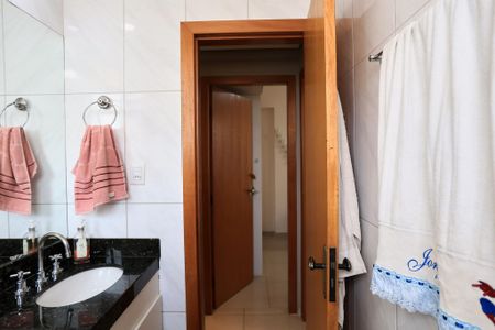 Apartamento para alugar com 195m², 3 quartos e 3 vagas Apartamento para alugar com 195m², 3 quartos e 3 vagasBanheiro