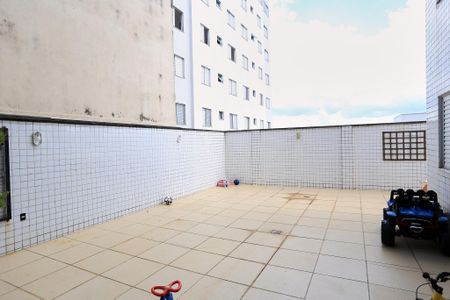 Apartamento para alugar com 195m², 3 quartos e 3 vagas Apartamento para alugar com 195m², 3 quartos e 3 vagasÁrea externa
