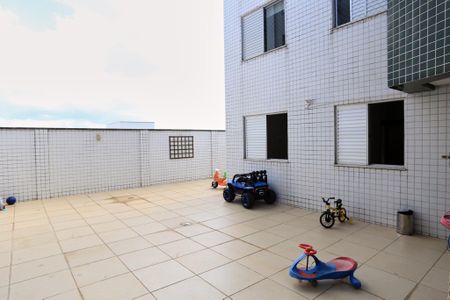 Apartamento para alugar com 195m², 3 quartos e 3 vagas Apartamento para alugar com 195m², 3 quartos e 3 vagasÁrea externa