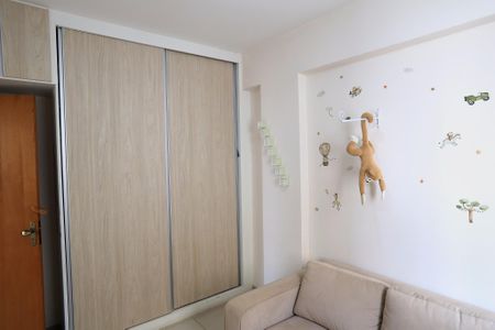 Apartamento para alugar com 195m², 3 quartos e 3 vagas Apartamento para alugar com 195m², 3 quartos e 3 vagasQuarto