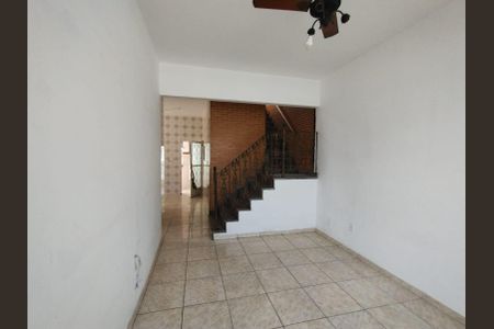Casa para alugar com 300m², 5 quartos e 5 vagasSala