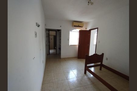 Casa para alugar com 300m², 5 quartos e 5 vagasQuarto