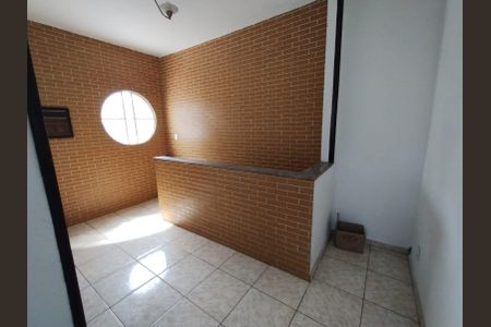 Sala 2 de casa para alugar com 5 quartos, 300m² em Senador Camará, Rio de Janeiro