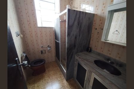 Casa para alugar com 300m², 5 quartos e 5 vagasBanheiro