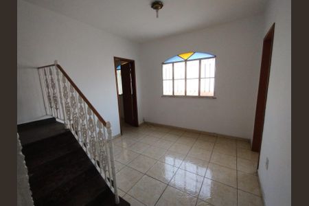 Sala de casa para alugar com 5 quartos, 300m² em Senador Camará, Rio de Janeiro