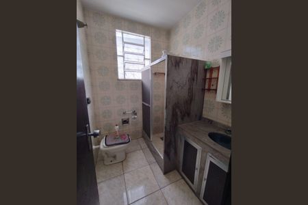 Casa para alugar com 300m², 5 quartos e 5 vagasBanheiro